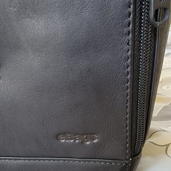 NWT eBags Professional Slim Jr Blk Lthr Backpack - Picture 2 of 12